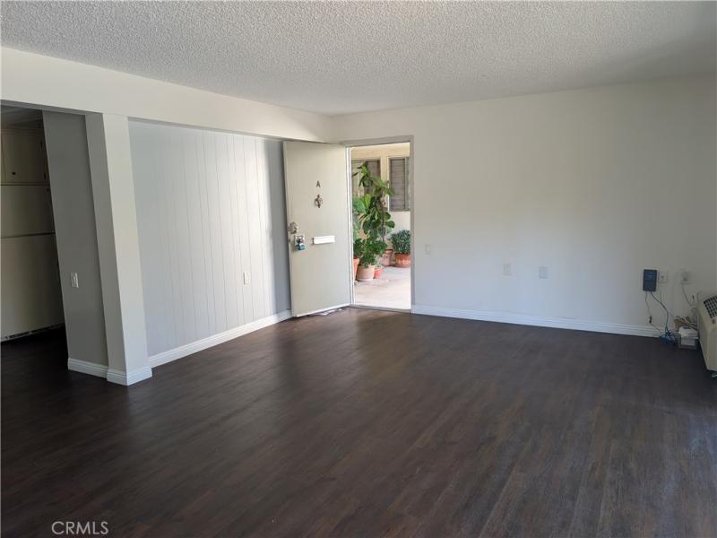 MLS #OC26168611 image #0