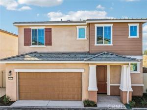 MLS #OC26168660 image #0