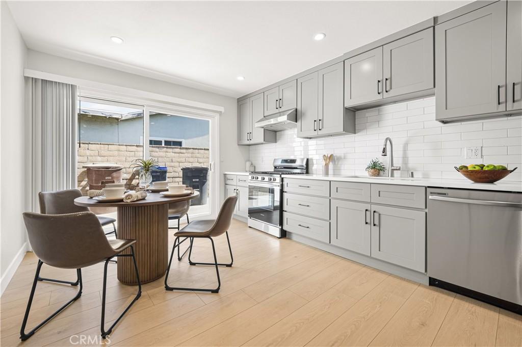 MLS #OC26168780 image #0
