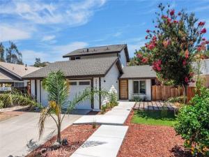 MLS #OC26169049 image #0
