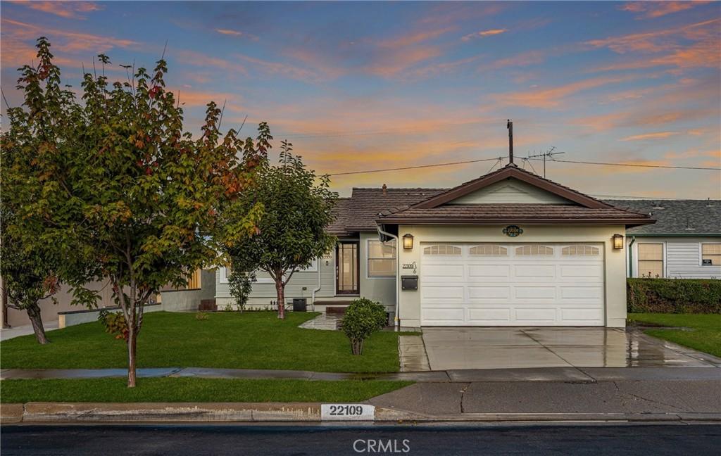 MLS #OC26169486 image #0