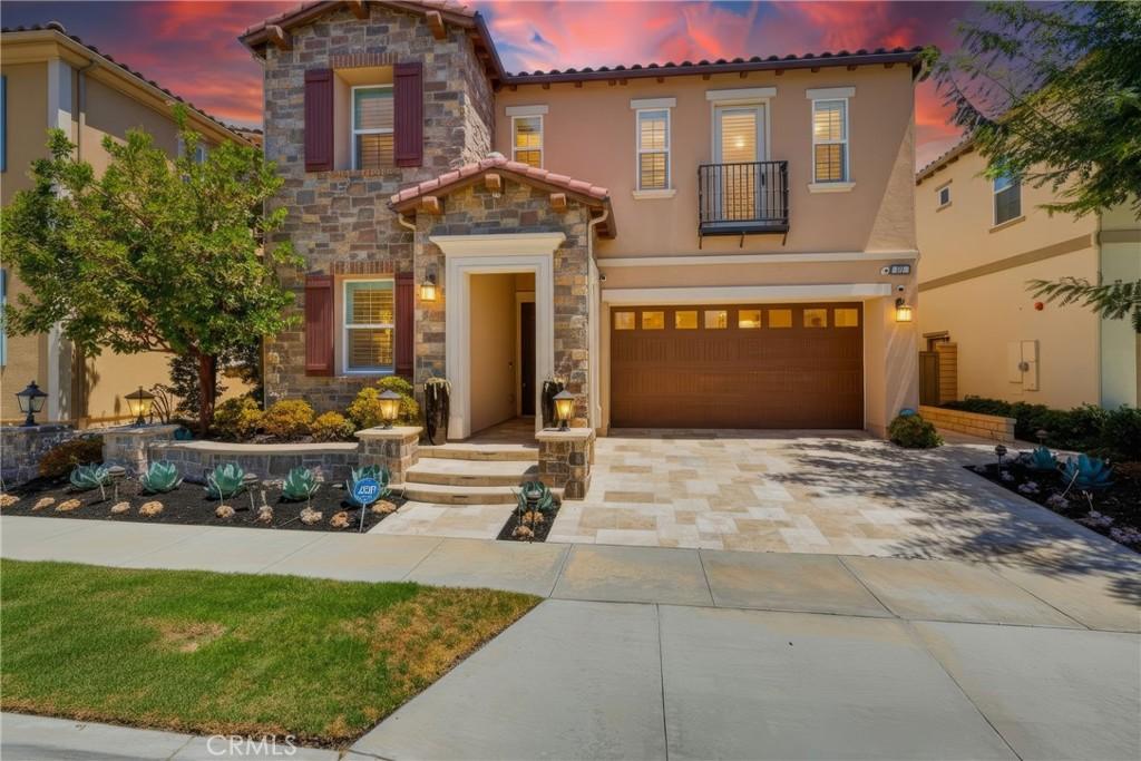 MLS #OC26169493 image #0