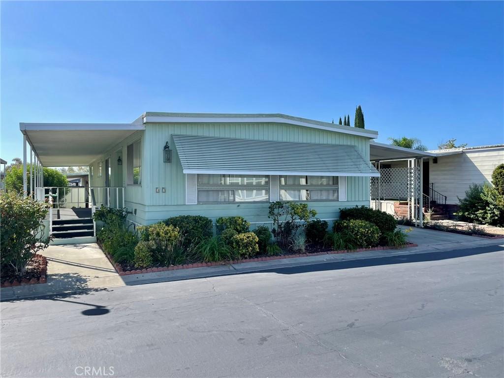 MLS #OC26169760 image #0