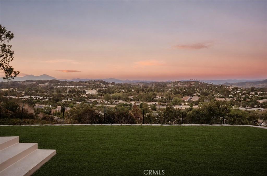MLS #OC26170054 image #0