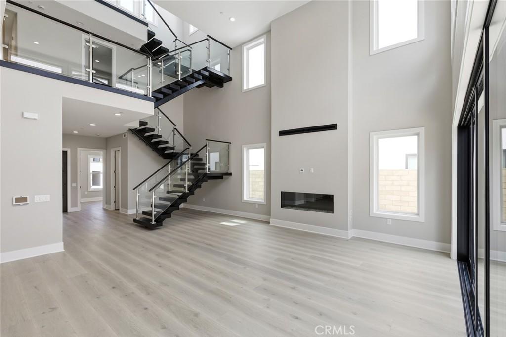 MLS #OC26170231 image #0