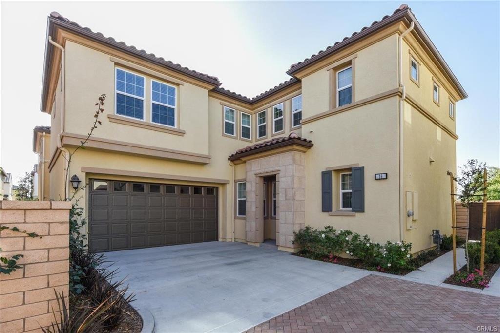MLS #OC26170370 image #0