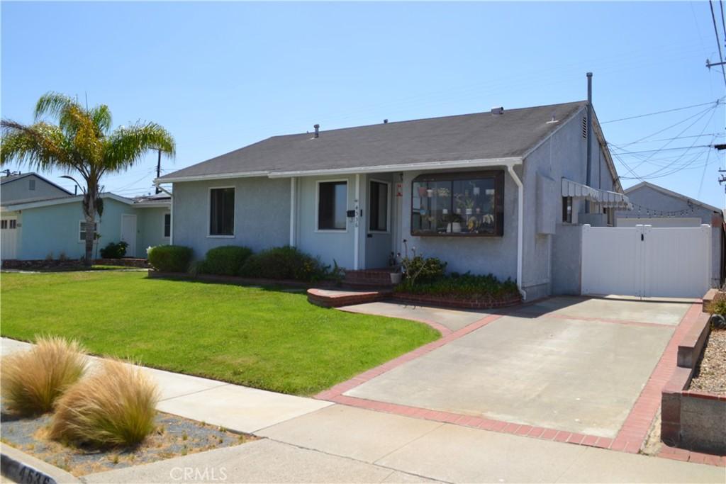 MLS #OC26170395 image #0