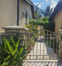 MLS #OC26170462 image #0