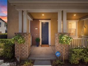 MLS #OC26170786 image #0