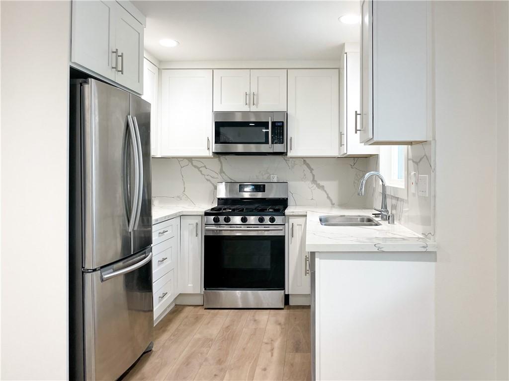 MLS #OC26170895 image #0