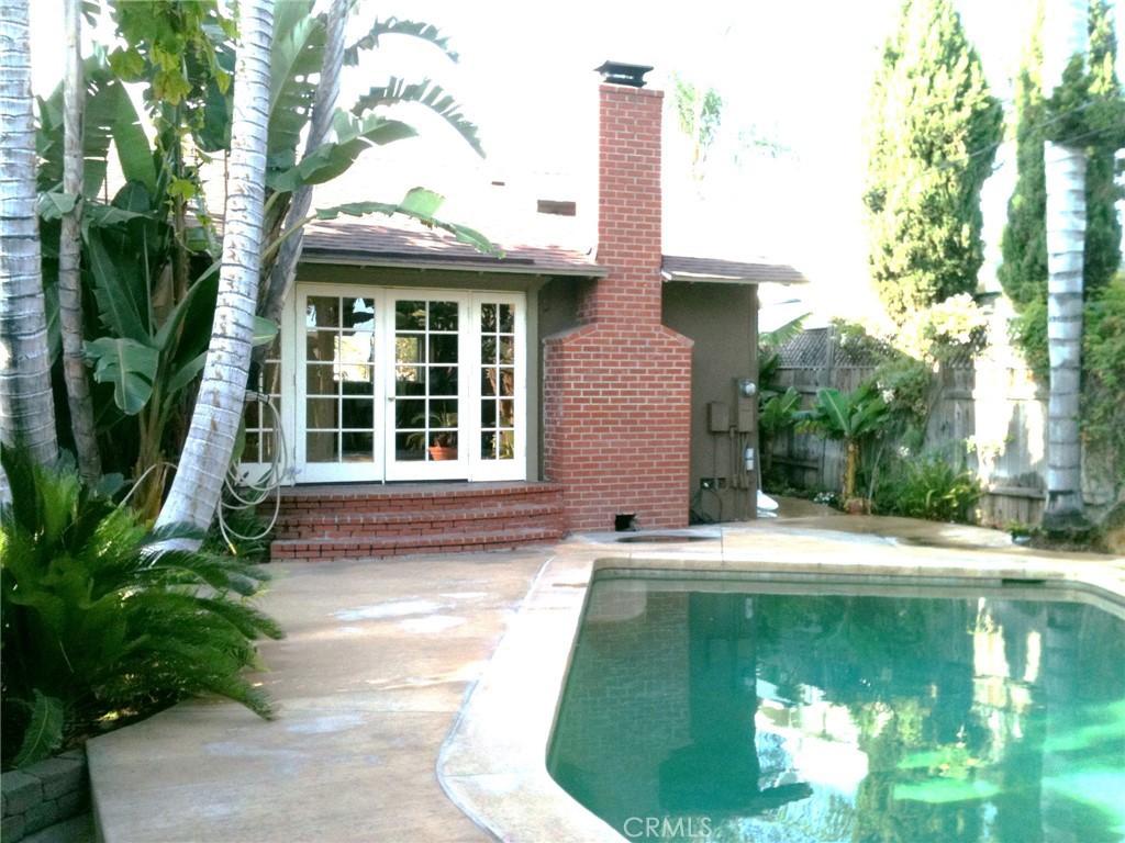 MLS #OC26171242 image #0