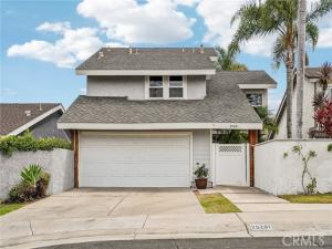 MLS #OC26171354 image #0