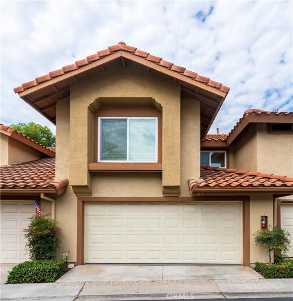 MLS #OC26171389 image #0