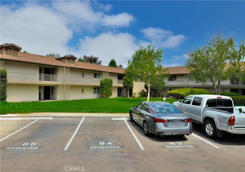 MLS #OC26171605 image #0