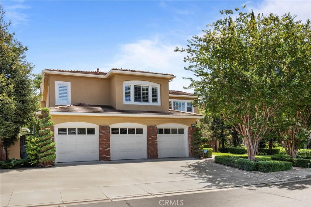 MLS #OC26171644 image #0