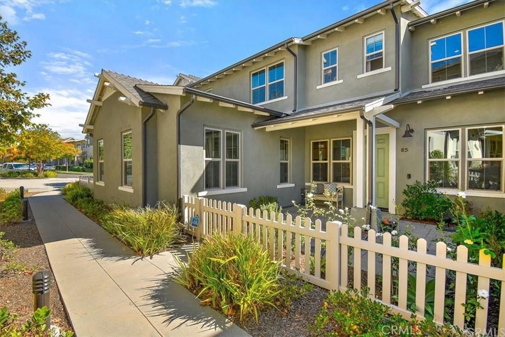 MLS #OC26171990 image #0