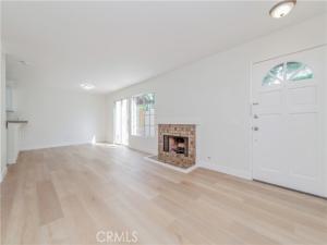 MLS #OC26172298 image #0