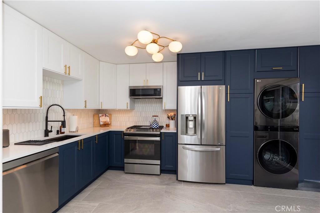 MLS #OC26172489 image #0