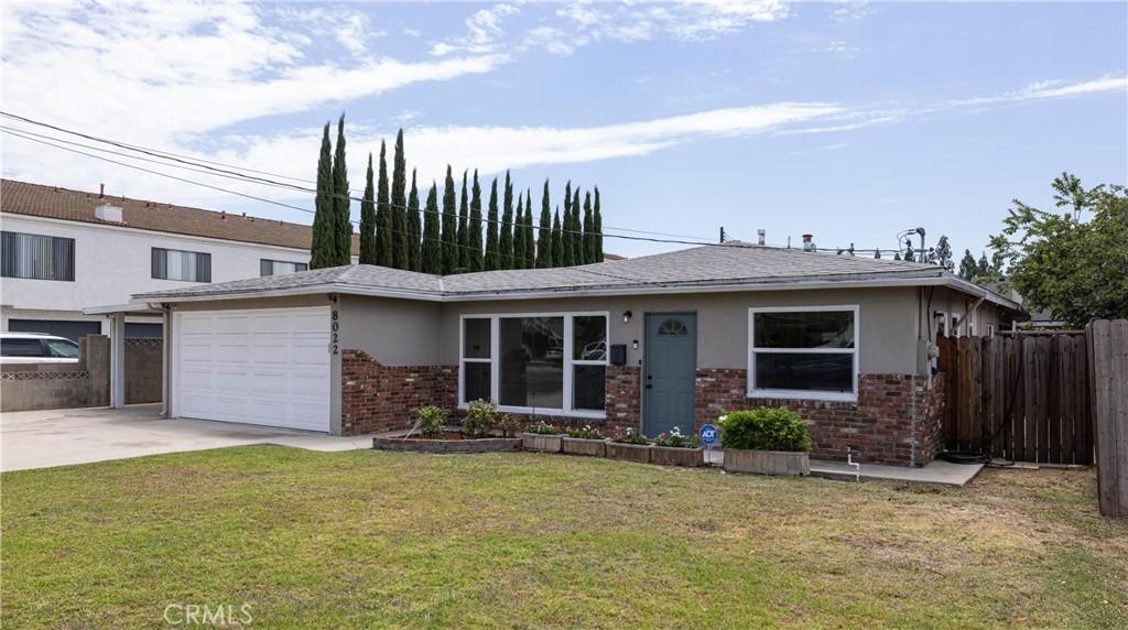 MLS #OC26172536 image #0