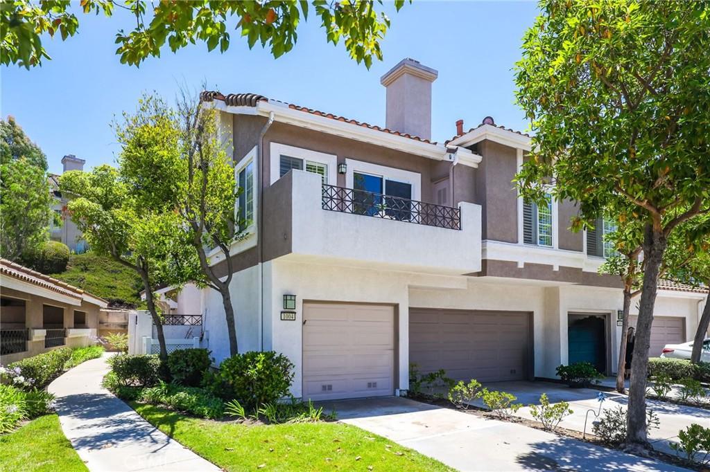 MLS #OC26172725 image #0
