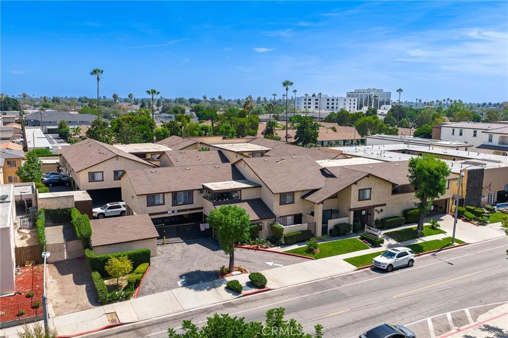 MLS #OC26172834 image #0