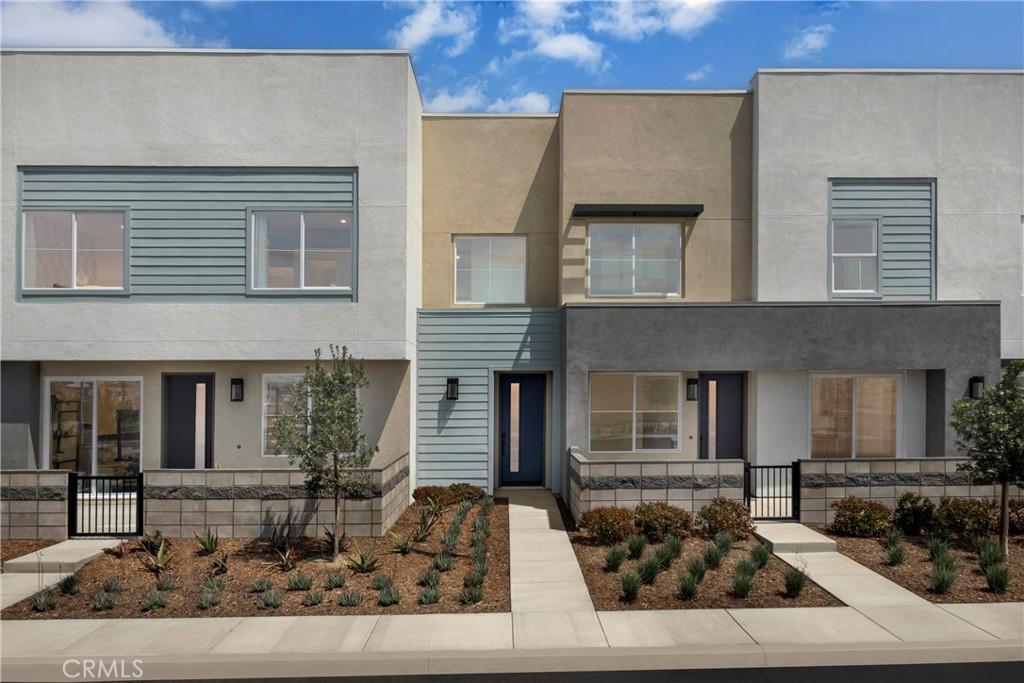 MLS #OC26172921 image #0