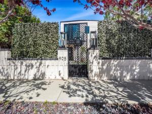 MLS #OC26173182 image #0