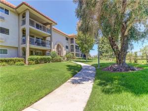 MLS #OC26173252 image #0