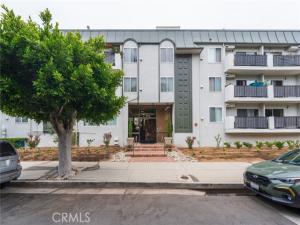 MLS #OC26173406 image #0
