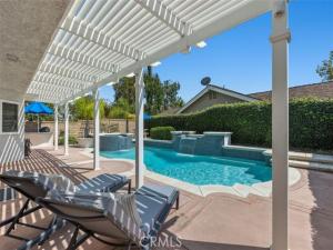 MLS #OC26173422 image #0