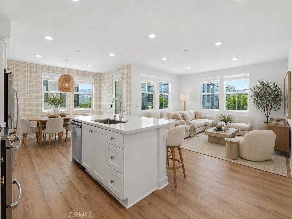 MLS #OC26173462 image #0