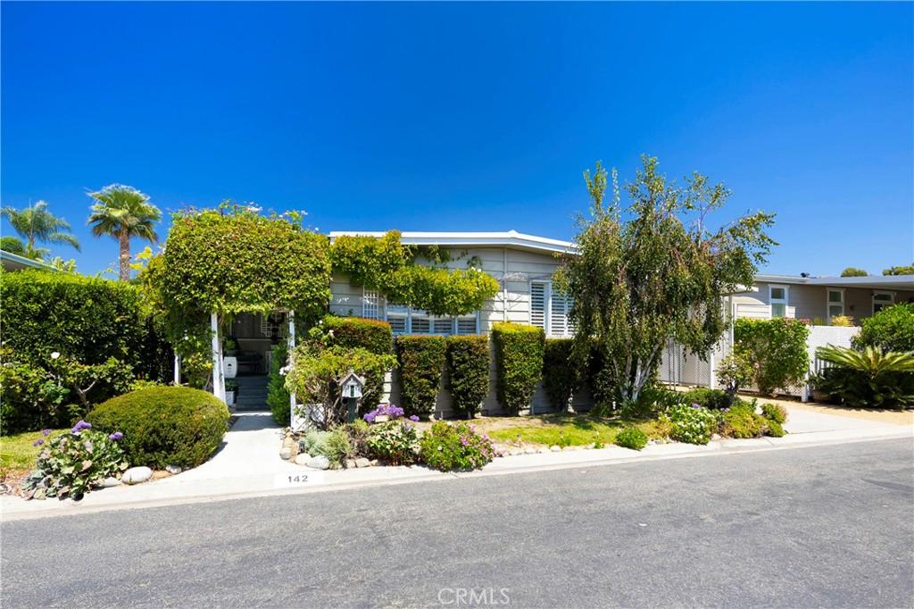 MLS #OC26173482 image #0