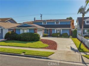 MLS #OC26173605 image #0