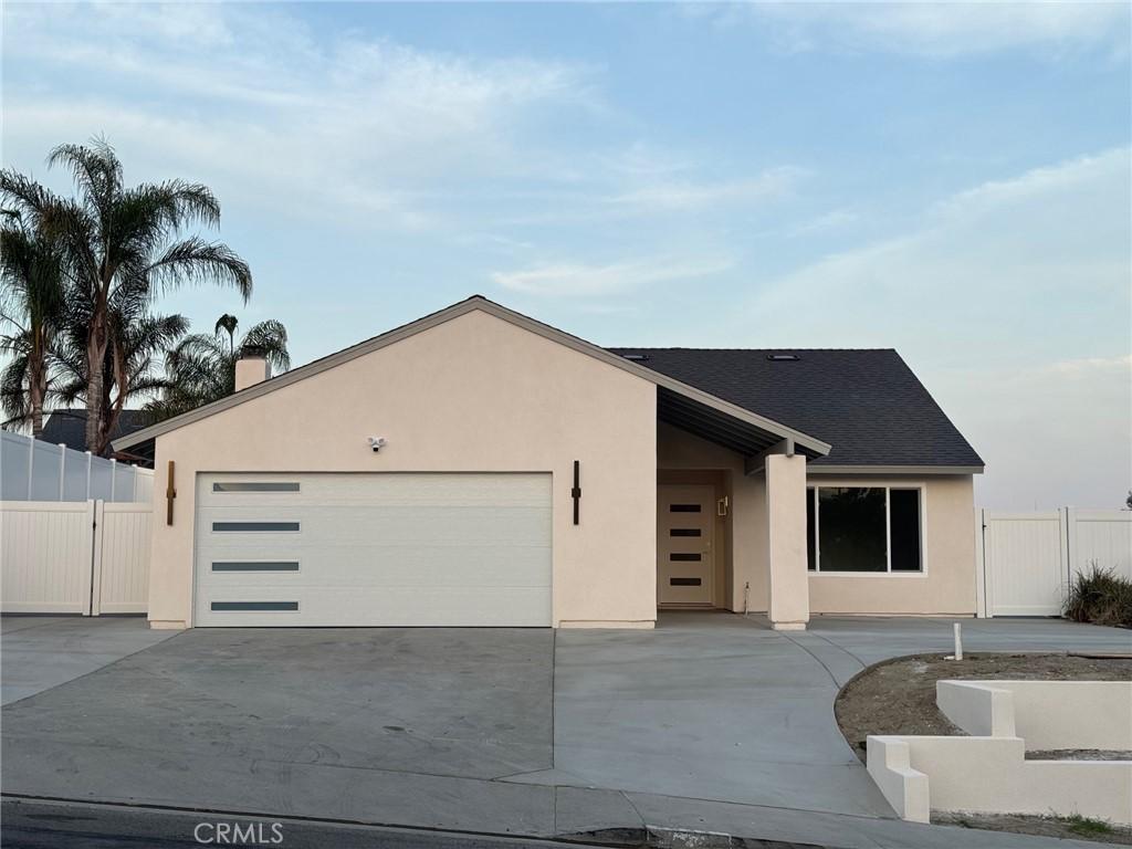 MLS #OC26173641 image #0