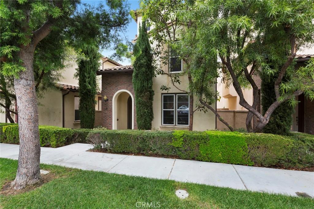 MLS #OC26173808 image #0