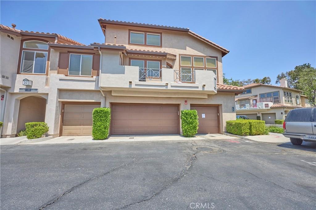 MLS #OC26174023 image #0