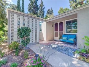 MLS #OC26174142 image #0