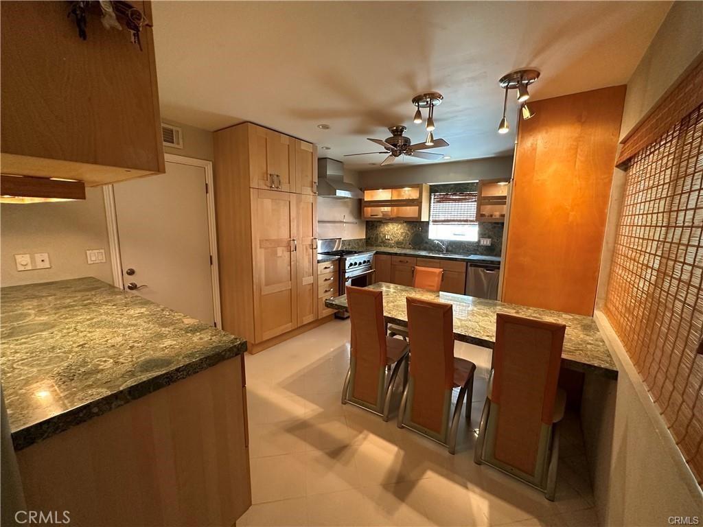 MLS #OC26174249 image #0