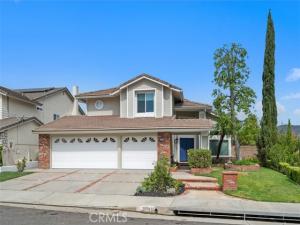 MLS #OC26174359 image #0