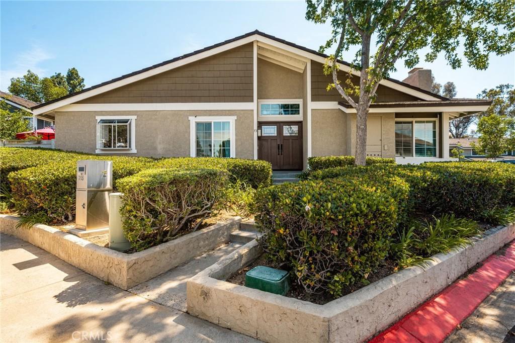 MLS #OC26174478 image #0