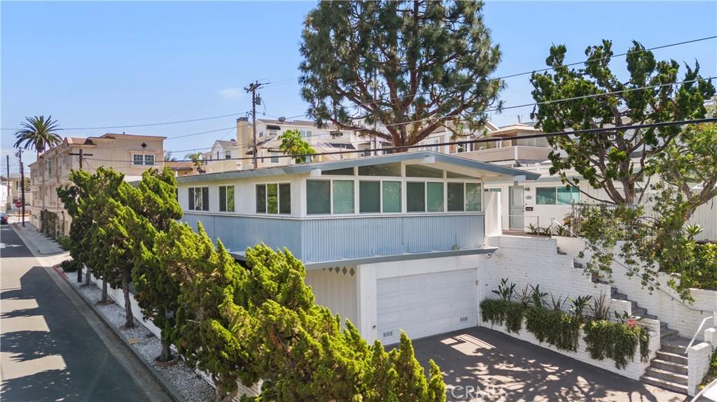 MLS #OC26174496 image #0