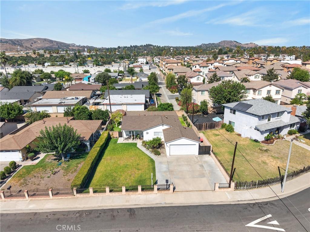 MLS #OC26174604 image #0