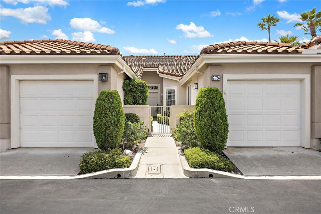 MLS #OC26174669 image #0