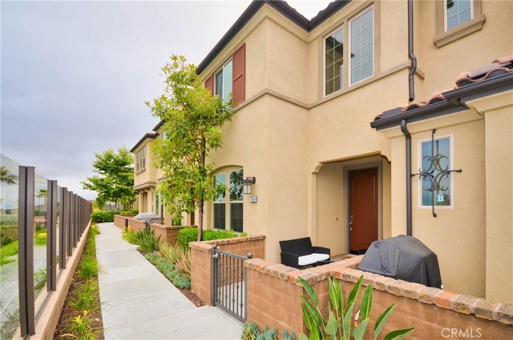 MLS #OC26174786 image #0