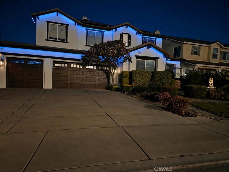 MLS #OC26174880 image #0