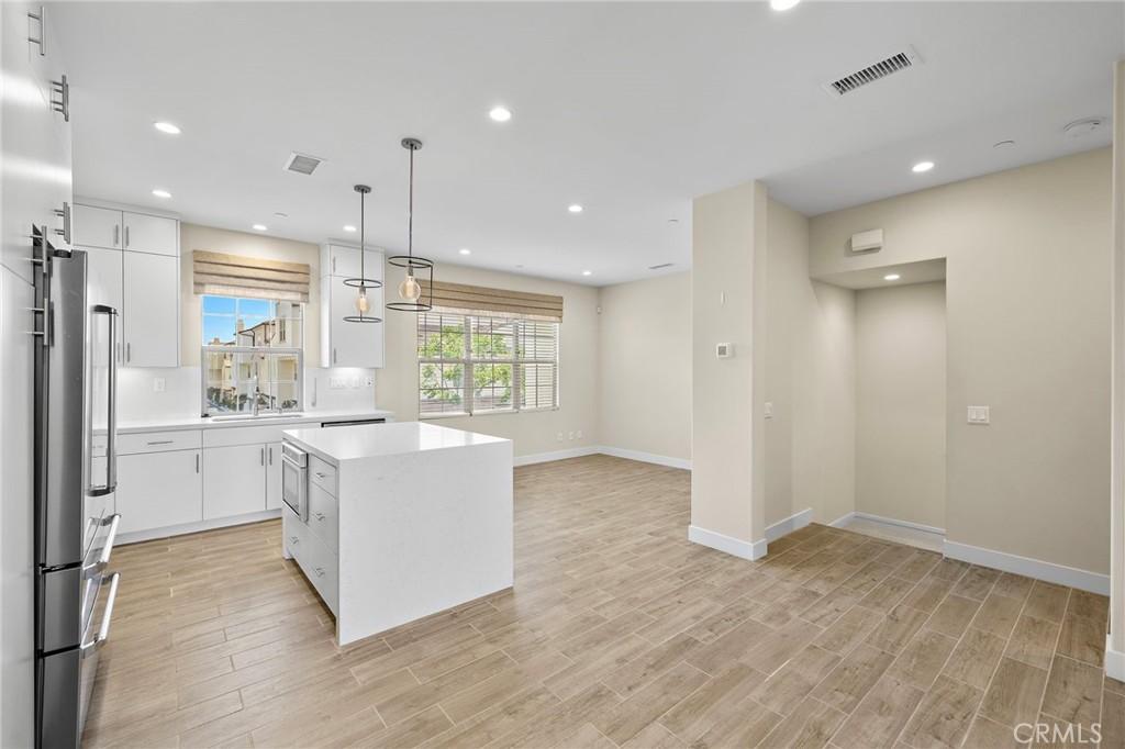 MLS #OC26175303 image #0