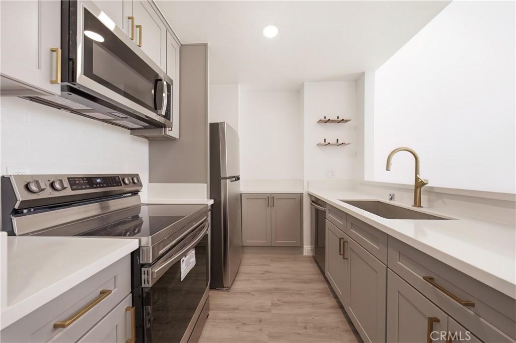 MLS #OC26175771 image #0
