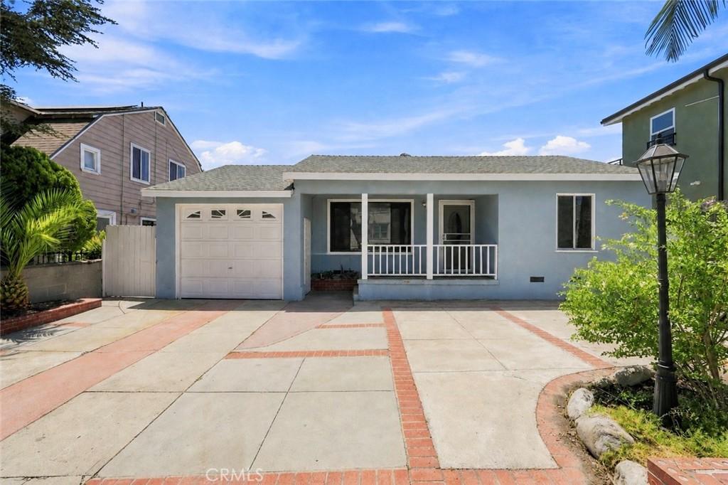 MLS #OC26175812 image #0