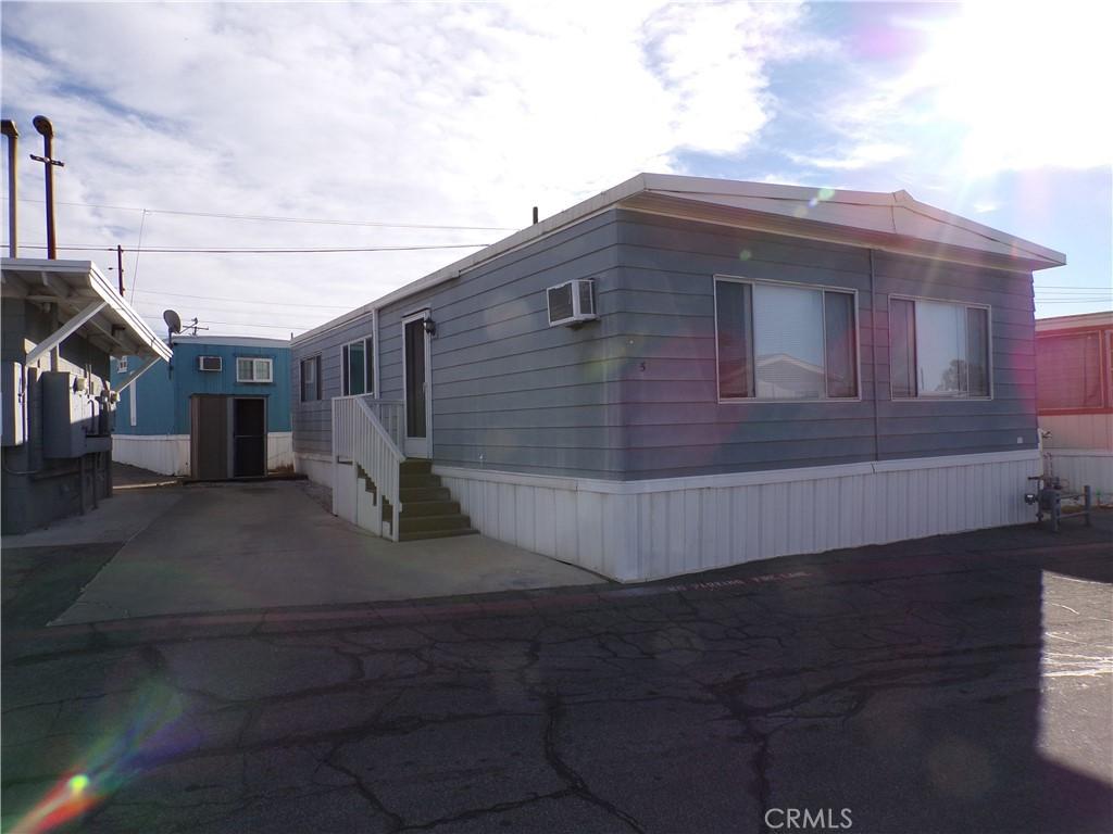 MLS #OC26175891 image #0