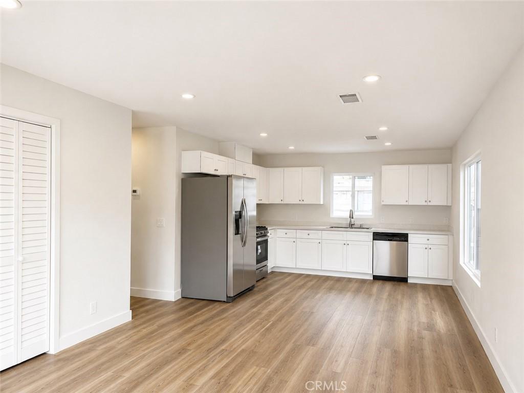 MLS #OC26176278 image #0